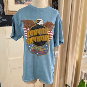 Lynyrd Skynyrd Blue Graphic band Tees size S